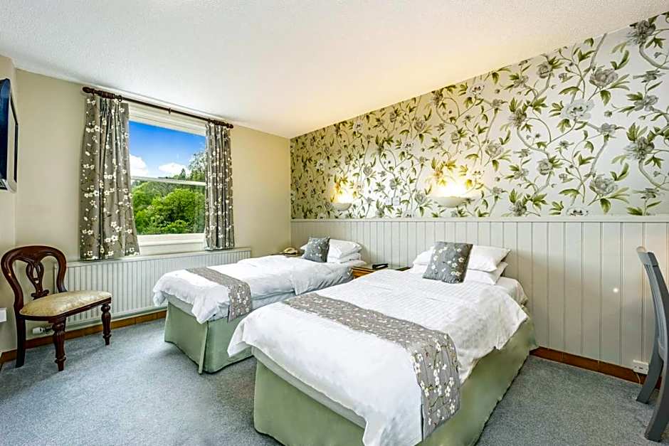 Best Western Limpley Stoke Hotel