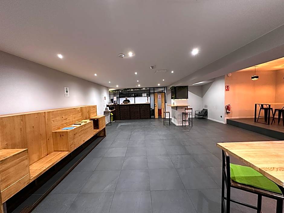 Hostel MYD Madriz