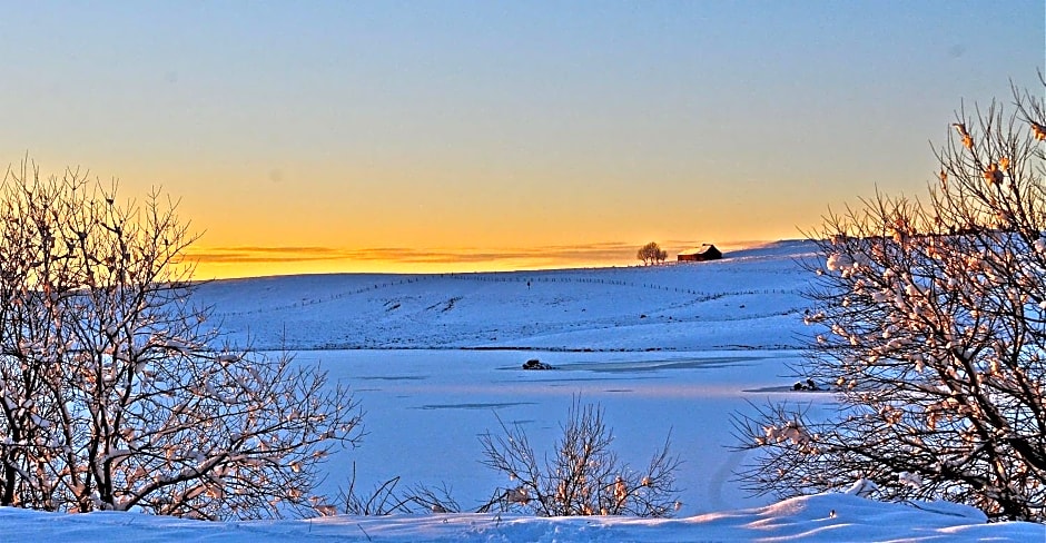 AUX PORTES D'AUBRAC studio 2 personnes