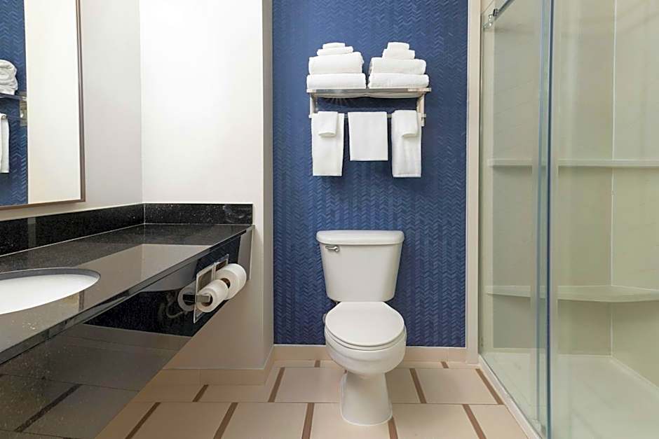 Fairfield Inn & Suites by Marriott Cincinnati Eastgate