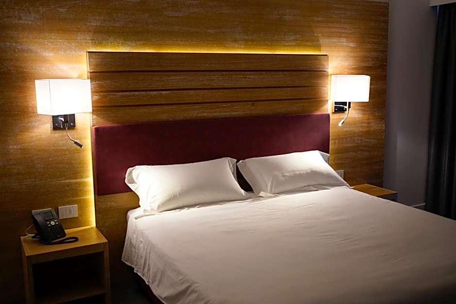 PM Hotel