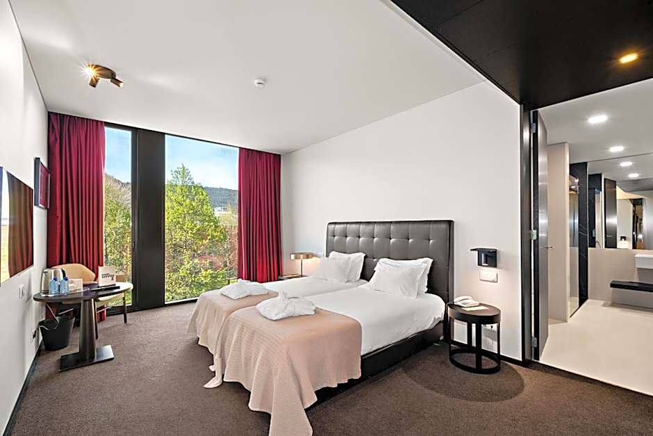 Axis Viana Business & SPA Hotel