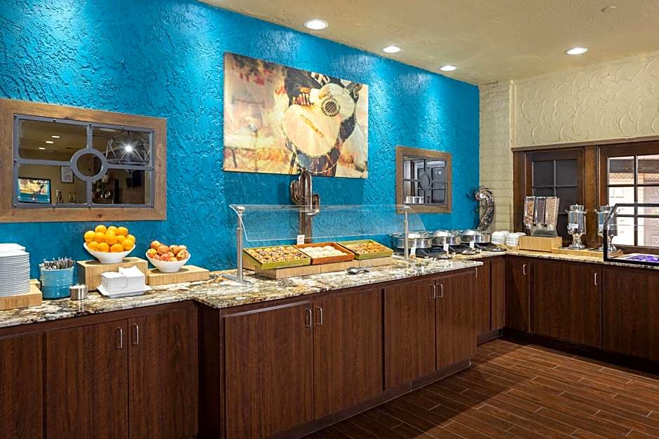 DoubleTree Suites By Hilton Tucson - Williams Center