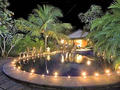 Nyiur Indah Beach Hotel