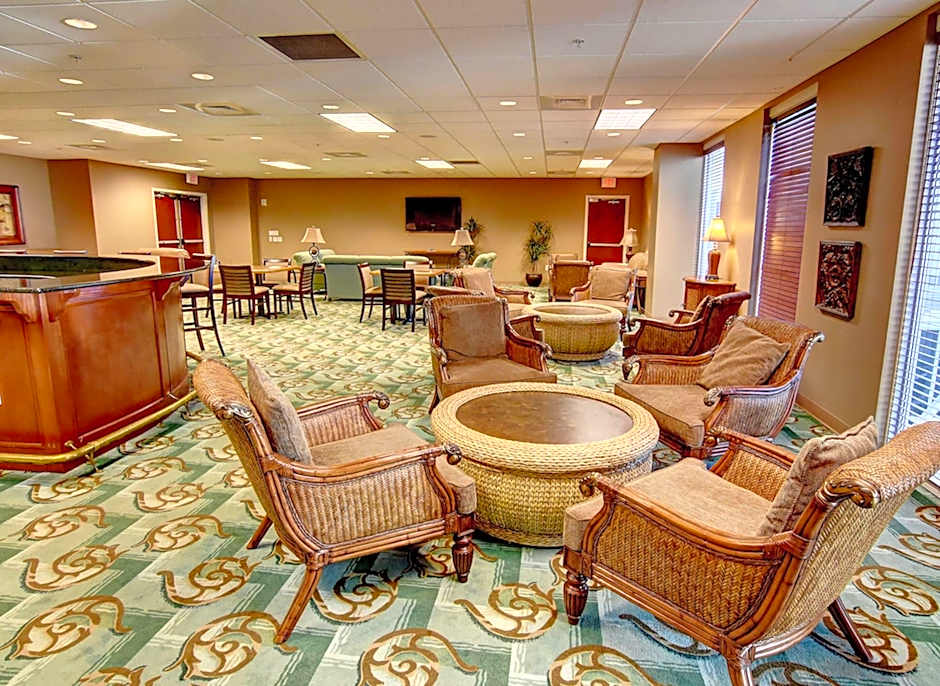 Majestic Beach Towers by Royal American Beach Getaways – Panama City Beach, FL