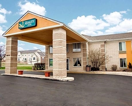Quality Inn Aurora - Naperville Area