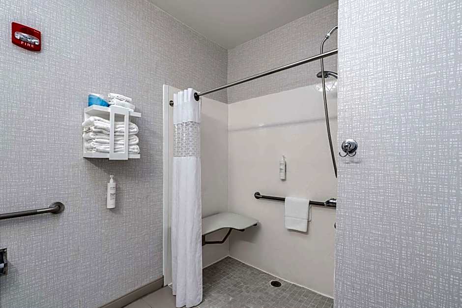 Hampton Inn By Hilton Bloomington West