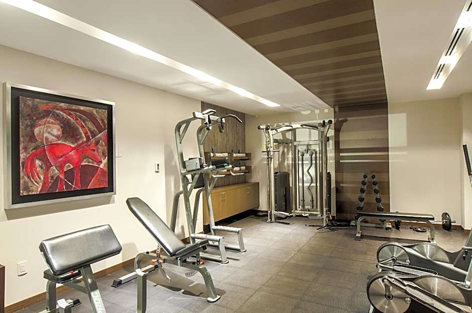 Square Small Luxury Hotel