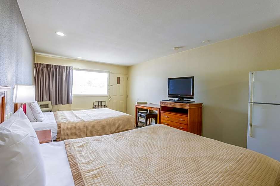 Budget Inn By OYO Natural Bridge I-81