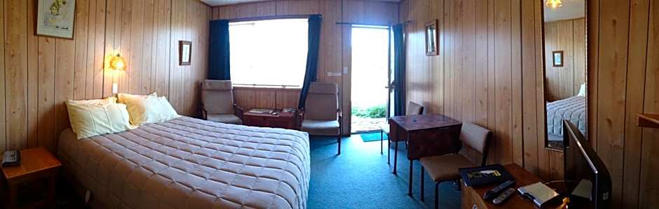 Owaka Lodge Motel