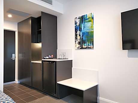 Deluxe Twin Room (Ground Floor)