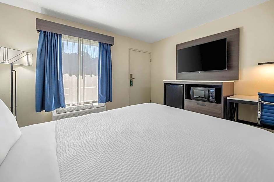 Quality Inn Macon West