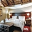 Bukela Game Lodge - Amakhala Game Reserve