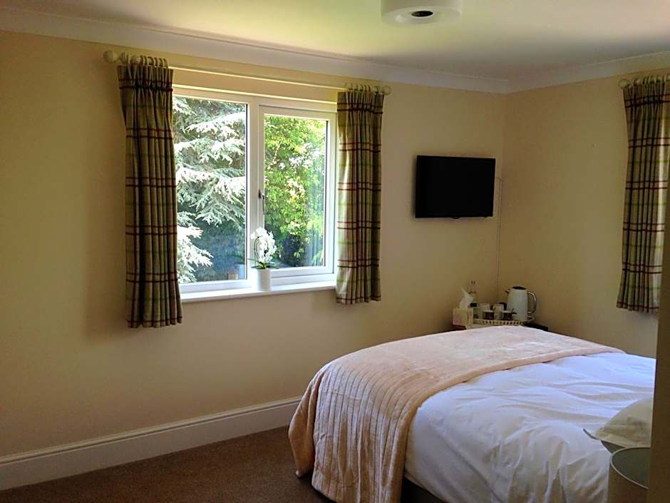 Whitethorn Bed and Breakfast