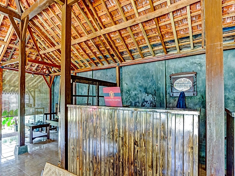 SPOT ON 90742 Kinanthy Garden Syariah