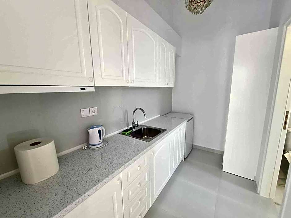 NN Rooms and Suites near Athens Airport