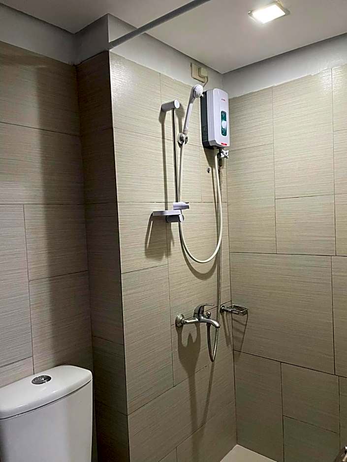 Staycation budget room
