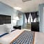Hammock Inn & Suites - Jersey Shore