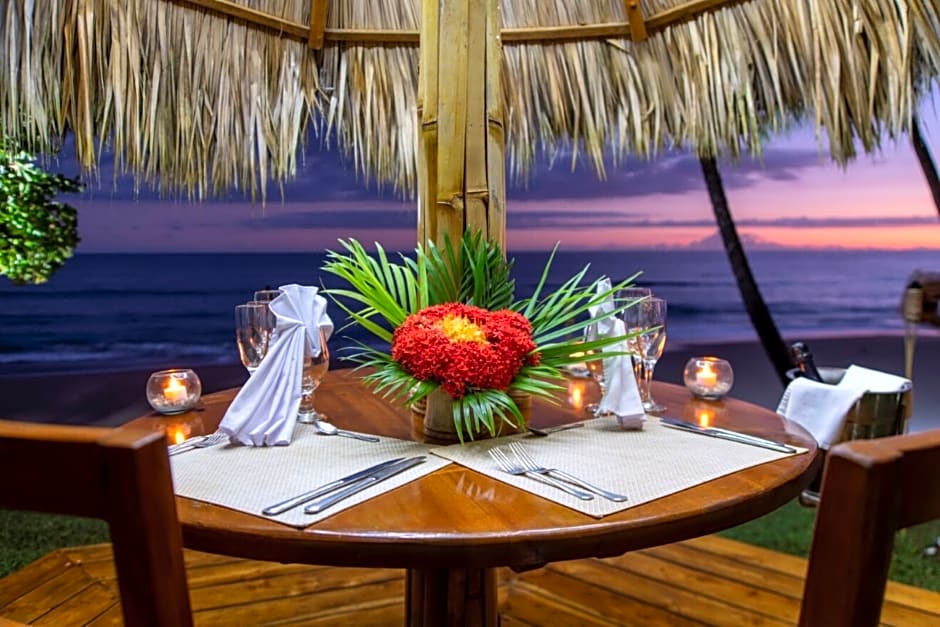 Tango Mar Beachfront Boutique Hotel & Villas