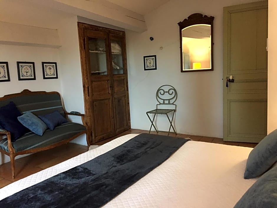 Les Aiguières en Provence