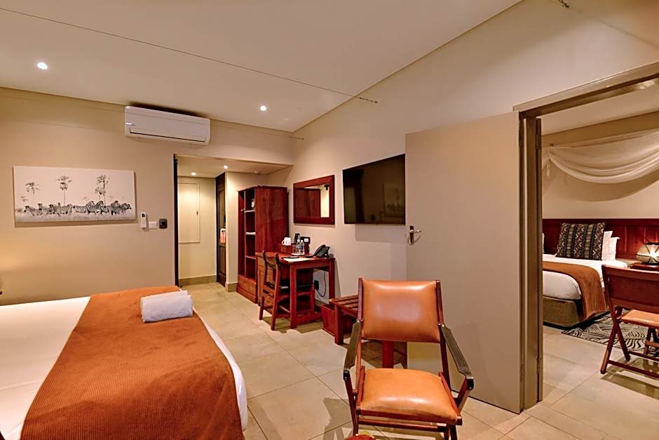 Hwange Safari Lodge