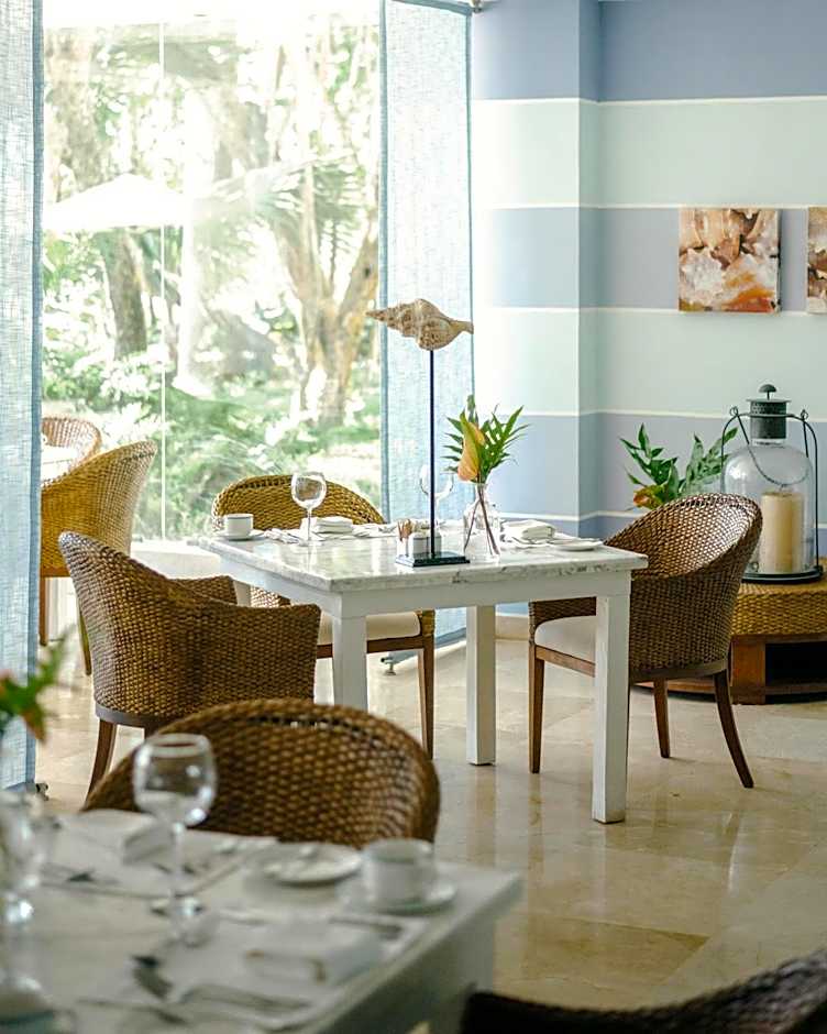 Casa Colonial Beach & Spa