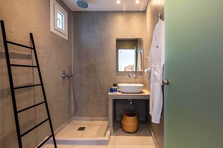 Sunset Paraportiani Rooms