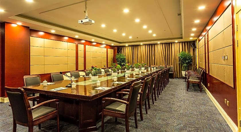 GreenTree Eastern Yancheng Binhai Oubaoliya City Square Hotel