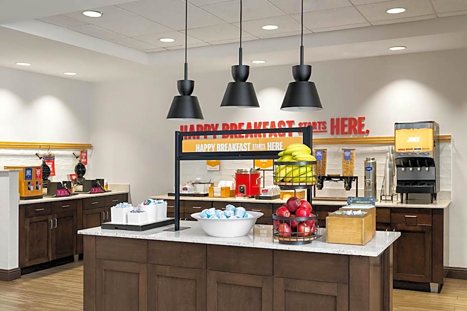 Hampton Inn & Suites DeLand