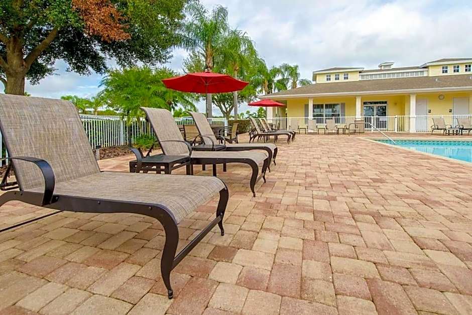 Coastal Imagination Sunny Dayz Oasis