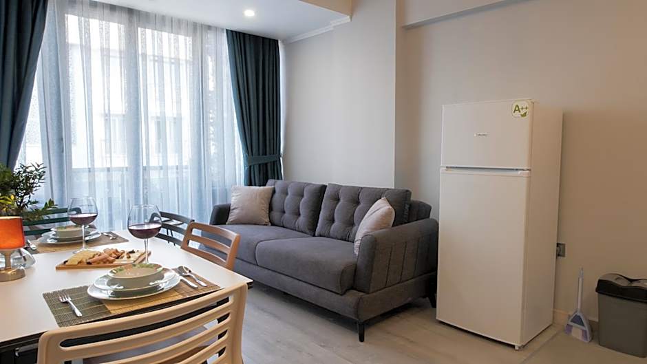 OPERA SUITES Apart Hotel