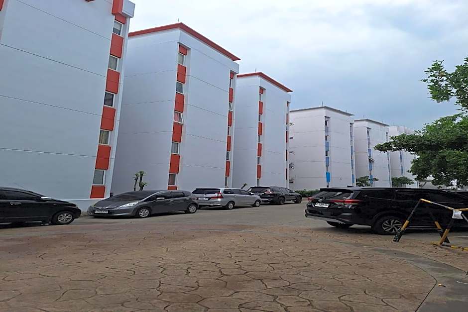 Hotel O Room Transit By At