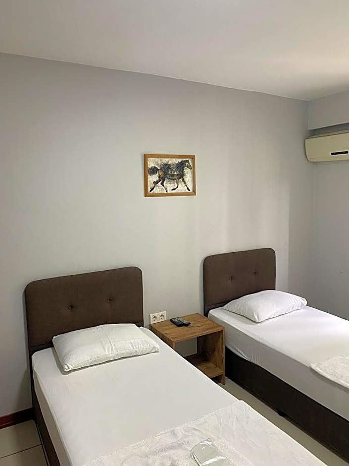 Yesilyurt Otel – Antalya, NJ