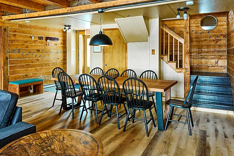 Auberge Cap au Leste