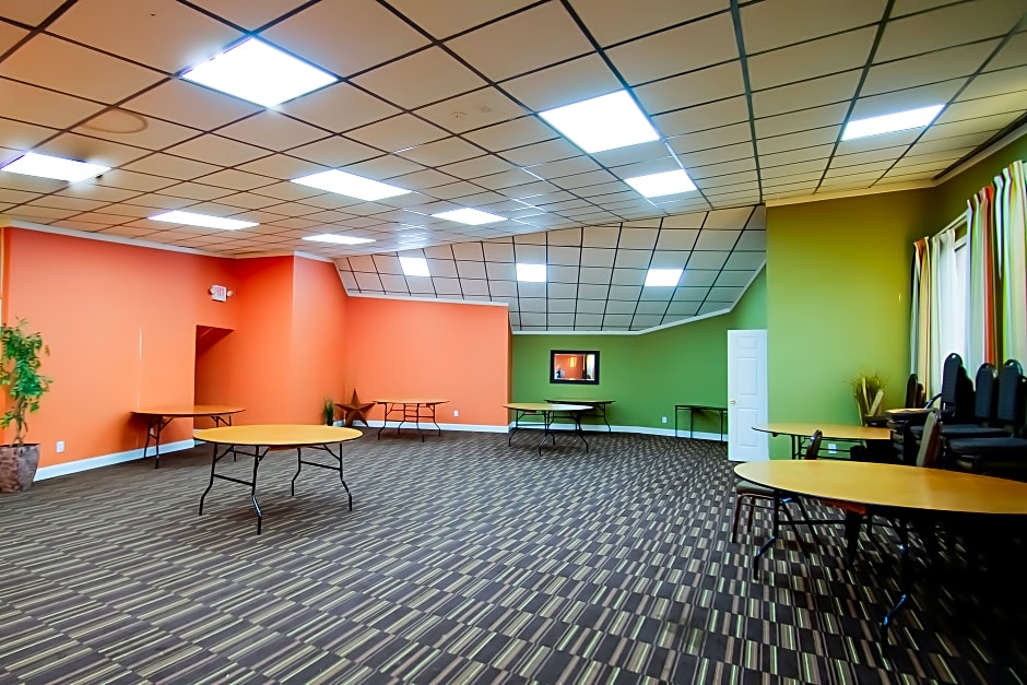 Cypress Inn & Suites Washington - Chocowinity, NC By OYO
