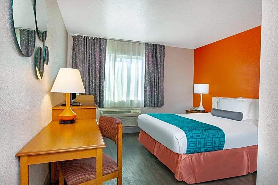 Howard Johnson by Wyndham Salem