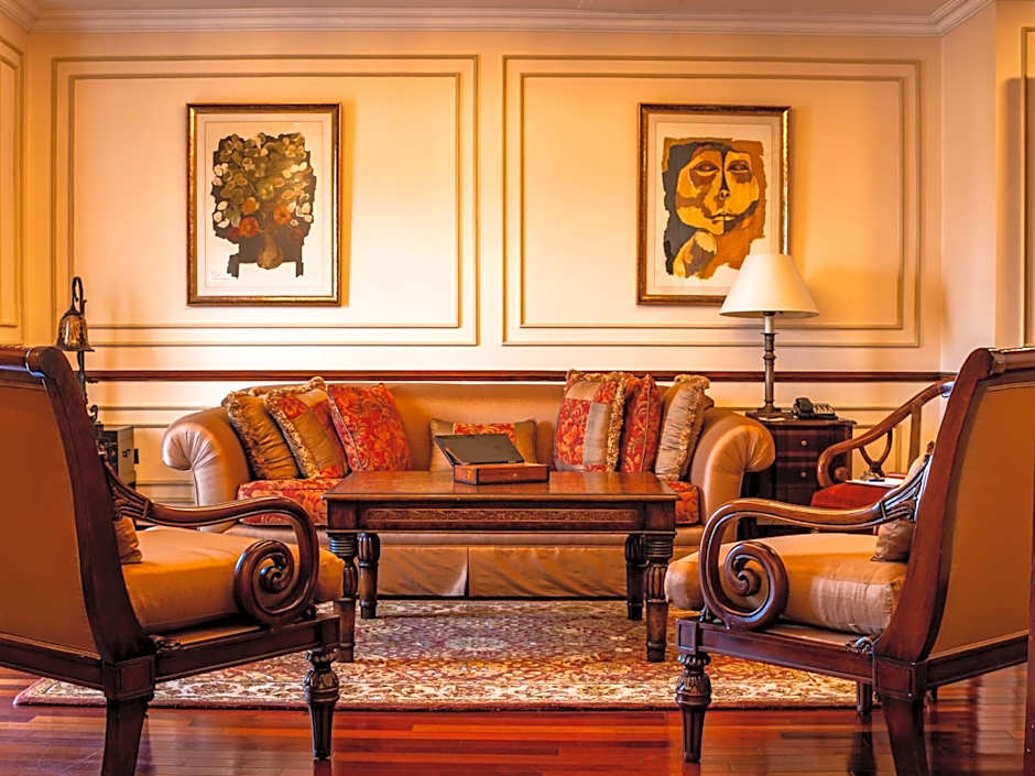 Plaza Grande Hotel
