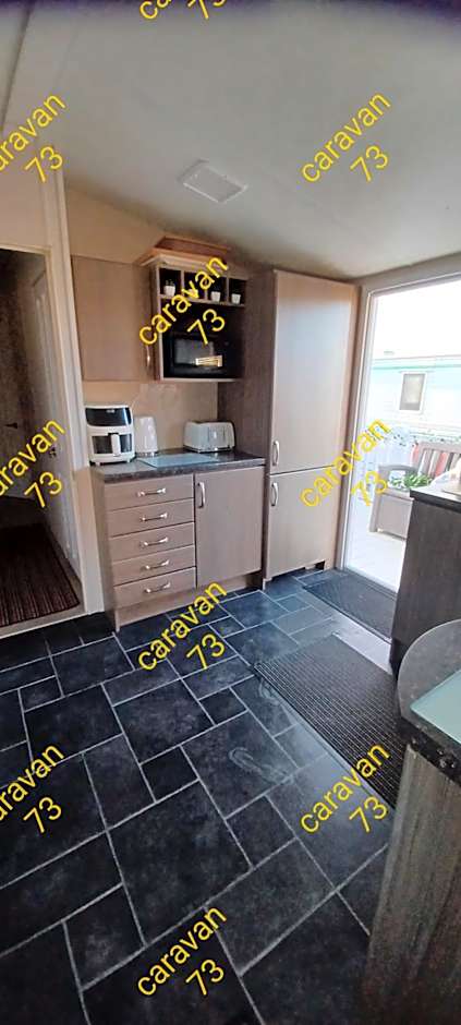 Caravan 73 snowdon summit 013