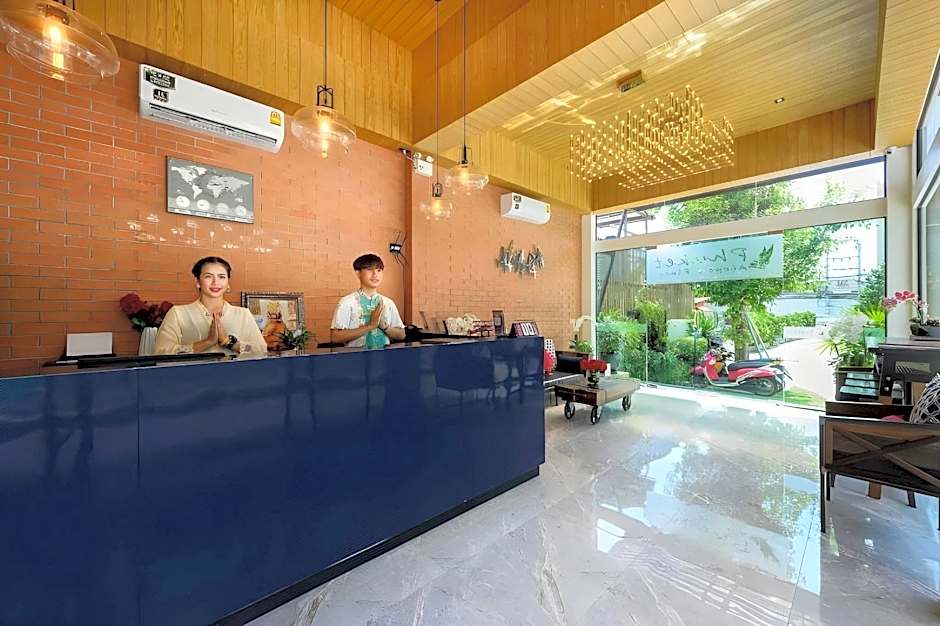 Phuket Airport Place