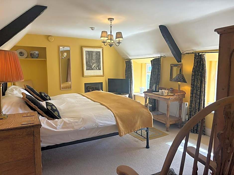 The Hunters Rest Inn