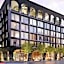 Hotel Bourre Bonne Louisville, Curio Collection by Hilton