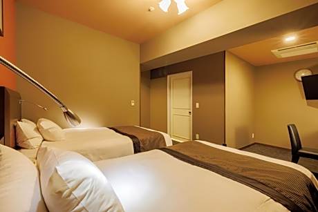 Economy Twin Room - Non-Smoking