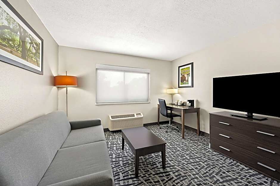 SureStay by Best Western Bryan College Station