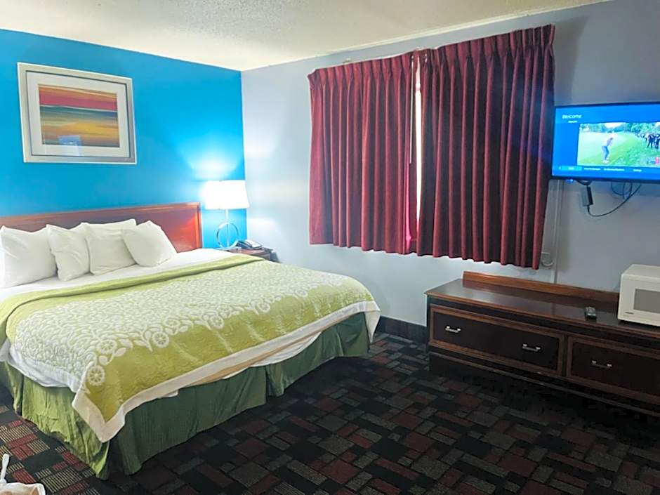 Rodeway Inn Whitehall