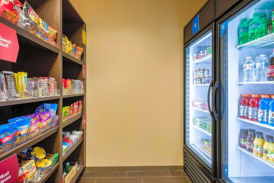 Comfort Suites Manchester near Arnold AFB