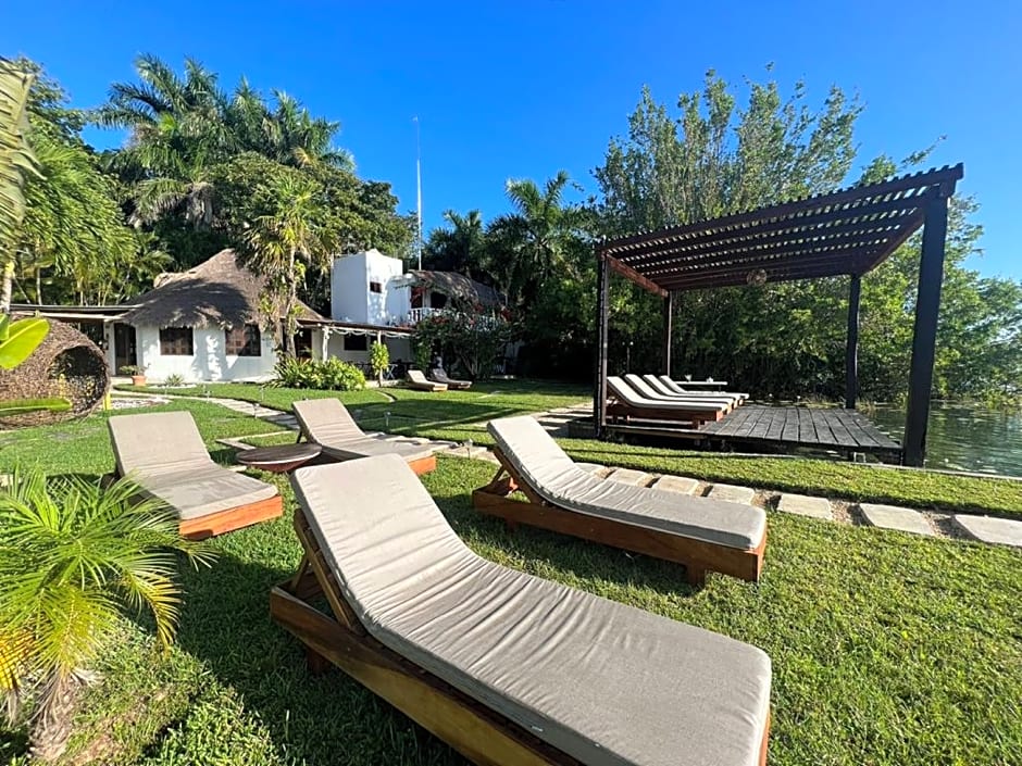 Casa Shiva Bacalar by Mij