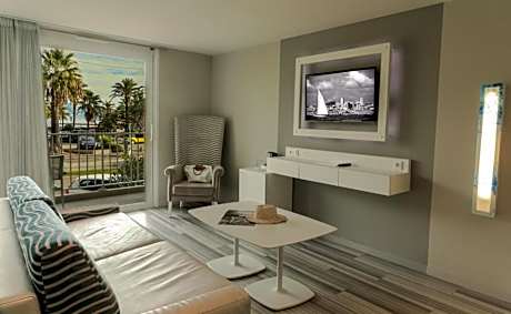 Suite with Sea View