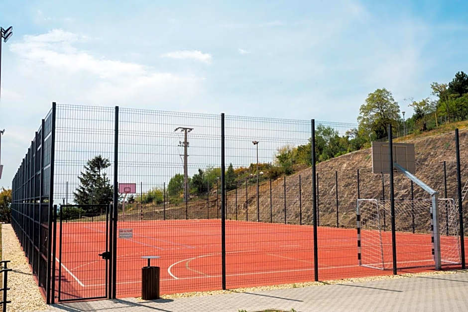 Rákóczi Hotel, Tábor és Rendezvényközpont