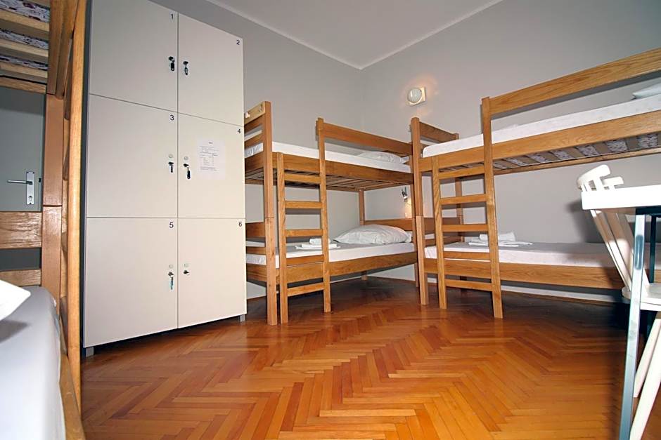 Hostel Marko