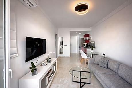 1-Bedroom Studio Apartment